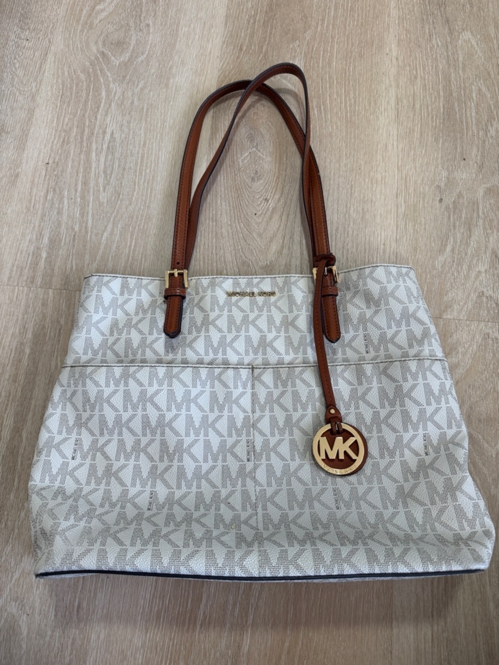 Michael Kors Signature MK Tote in Vanilla and Brown - Picture 1 of 8